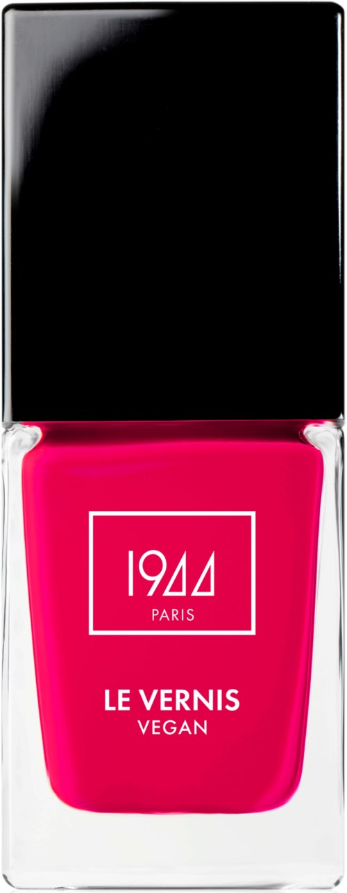 Een roze vegan nagellakfles met een zwarte deksel, gelabeld '1944 Paris LE VERNIS VEGAN'.