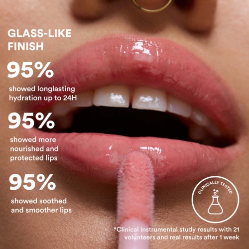Text über Lippenstiftvorteile, erwähnt Hydratation, Ernährung und beruhigende Effekte mit klinischer Prüfung.