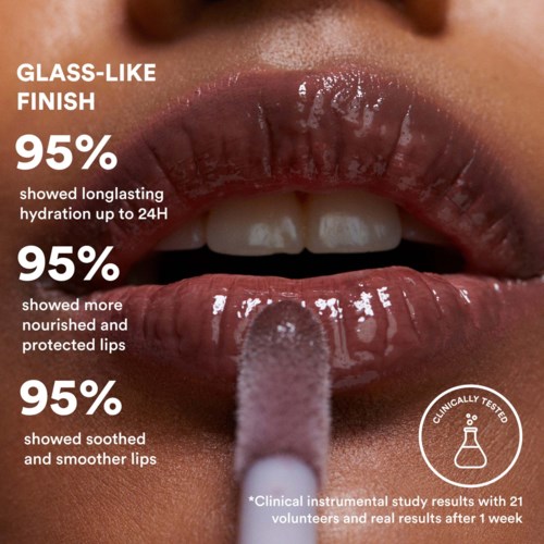 Lippen-Gloss wird aufgetragen. Text beschreibt Vorteile wie Hydratation, Pflege und Beruhigung. Zeigt ein Reagenzglas-Icon.