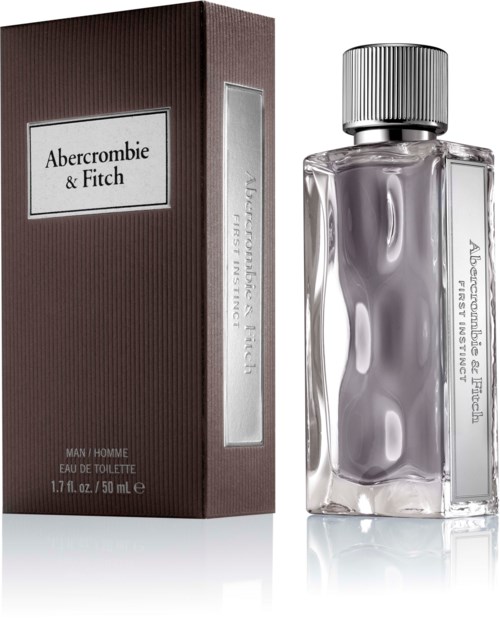 Een parfumfles en doos worden getoond, beide met het label Abercrombie & Fitch, met een strak ontwerp en zilveren dop.
