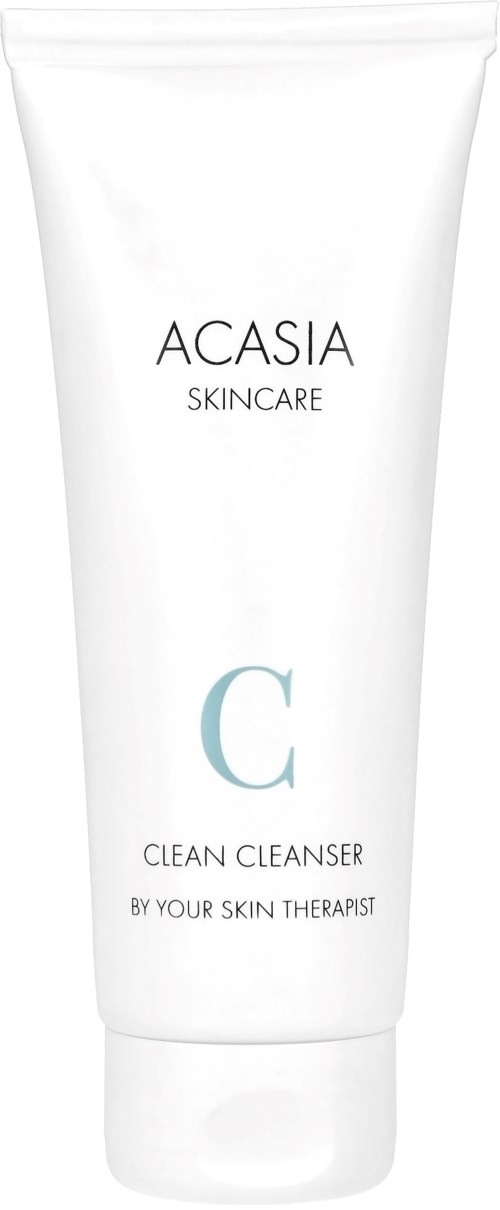 Een witte tube met opdruk ACASIA SKINCARE met een grote letter C en de woorden CLEAN CLEANSER. Bevat huidverzorgingsproduct.