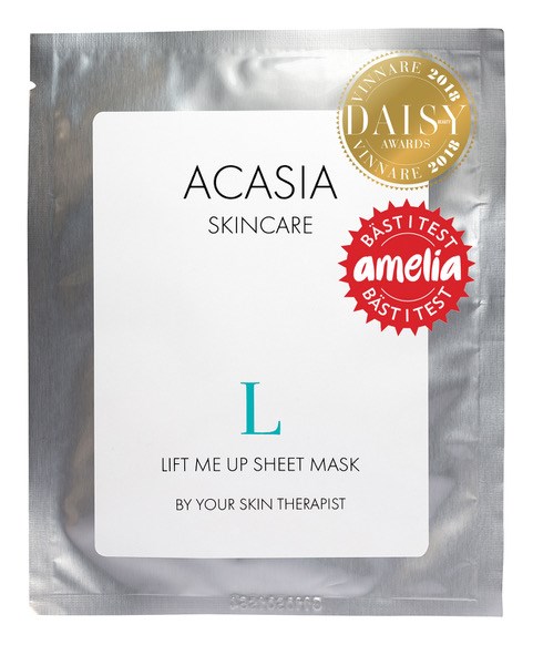 Ett silverfärgat paket med Acasia Skincare-arkmaskin, med utmärkelser och en röd badge som visar att den är bäst testad.