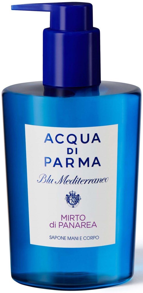 Sininen pullo pumpulla, merkinnällä 'Acqua di Parma Blu Mediterraneo Mirto di Panarea,' käsien ja vartalon saippuaan.