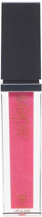 Een lipglossbuis met een zwarte dop en roze gloss erin, met tekst op de gloss.