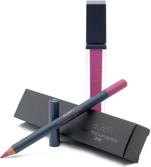 Lippenstiftstift und Lipgloss in Verpackung, zusammen gezeigt.