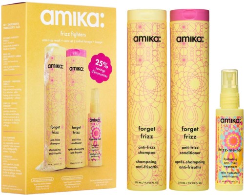 Pakningssett med Amika forget frizz anti-frizz sjampo, balsam og spray med gult og rosa design.