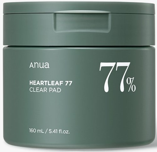Een groene pot met Anua Heartleaf 77 heldere pads met 77% inhoud, 160 mL of 5,41 fl oz.