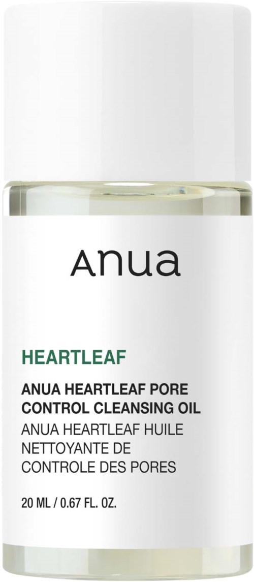 En hvit flaske med Anua Heartleaf Pore Control Cleansing Oil med svart tekst og grønne detaljer.