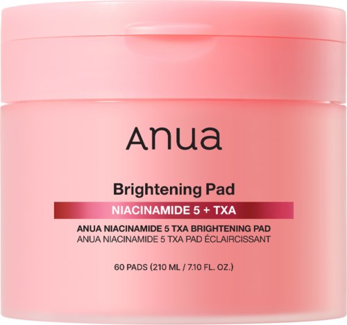 En rosa behållare med etiketten 'Anua Brightening Pad' med 60 pads inuti, innehållande niacinamide och TXA för hudens ljushet.