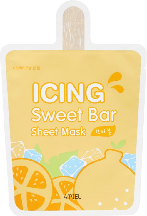 Een geel pak met sheet mask met tekst 'ICING Sweet Bar Sheet Mask' en afbeeldingen van sinaasappels en ijsblokjes.