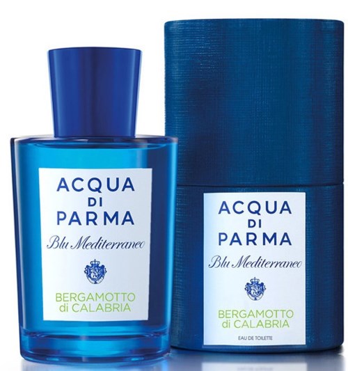 En blå parfyllflaska med matchande förpackning, märkt 'Acqua di Parma Blu Mediterraneo Bergamotto di Calabria.'
