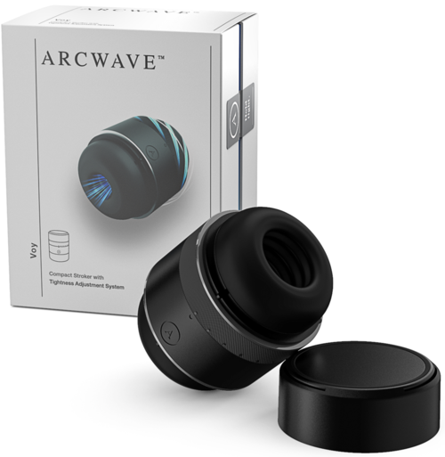 Ein schwarzer Ohrhörer mit einem Etui, neben seiner Verpackung mit Bild und Namen Arcwave, einem kompakten Sexspielzeug.