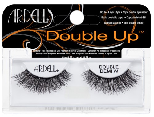Ein falscher Wimpernsatz namens Double Up von Ardel, mit zwei Paar dichten, langen Wimpern in Verpackung.