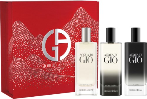 Een geschenkset met drie Giorgio Armani Acqua di Giò parfumflessen en een rode merkhuls.