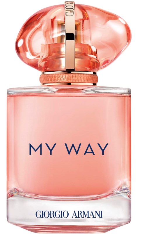 Roze parfumfles met een ronde bovenkant en blauwe tekst: 'MY WAY' en 'GIORGIO ARMANI'.