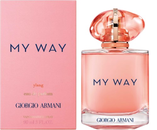 Vaaleanpunainen hajuvesipullo ja vastaava laatikko, jossa teksti 'MY WAY' ja Giorgio Armani.