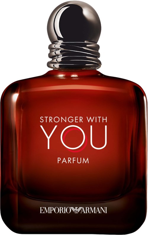 Een parfumfles met een ronde zilverkleurige dop en donkerrood glas. Label zegt "Stronger With You" door Emporio Armani.