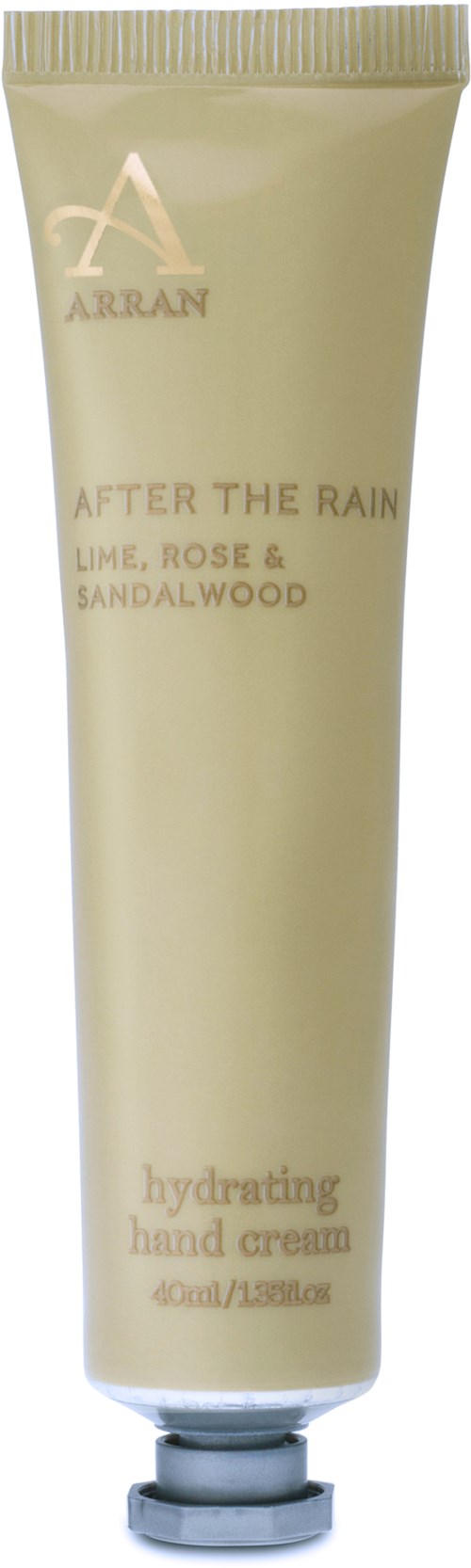 Beige Tube mit Handcreme, Beschriftung 'After the Rain' mit Duftnoten von Limette, Rose und Sandelholz.
