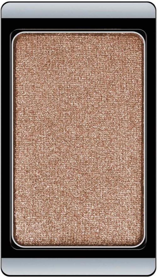 Skimrande beige ögonskugga i en svart rektangulär palett.