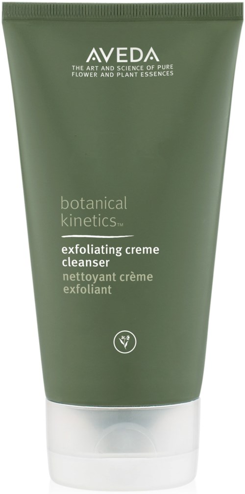 Grüne Tube mit exfolierender Reiniger, beschriftet 'AVEDA Botanical Kinetics'. Einfaches, sauberes Design mit weißem Text und Logo.