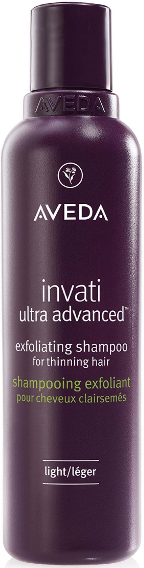 Dunkellila Shampoo Flasche mit Aveda Invati Ultra Advanced gegen dünner werdendes Haar. Erwähnt sanfte Peeling und leichte Formel.