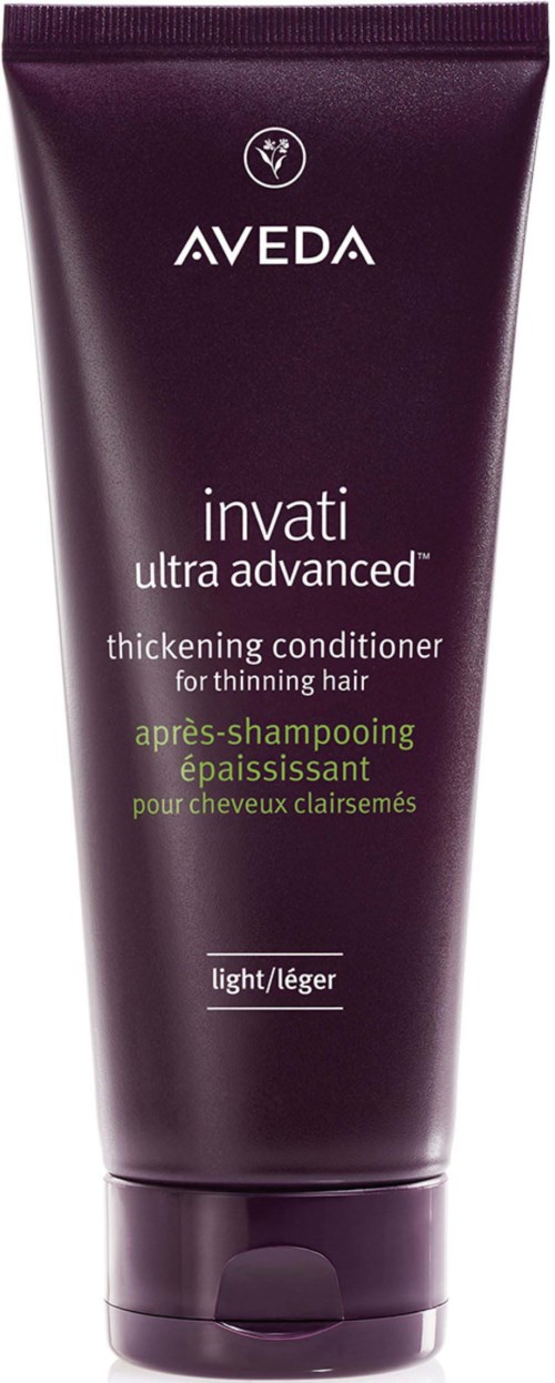 Dunkelvioleter Tube mit Aveda Invati ultimate advanced verdickendes Conditioner für feines Haar. Weiße und grüne Schrift.