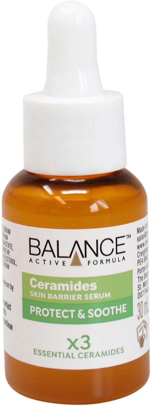 Kleine braune Flasche mit weißem Tropferdeckel, Beschriftung 'Balance Ceramides Skin Barrier Serum'.