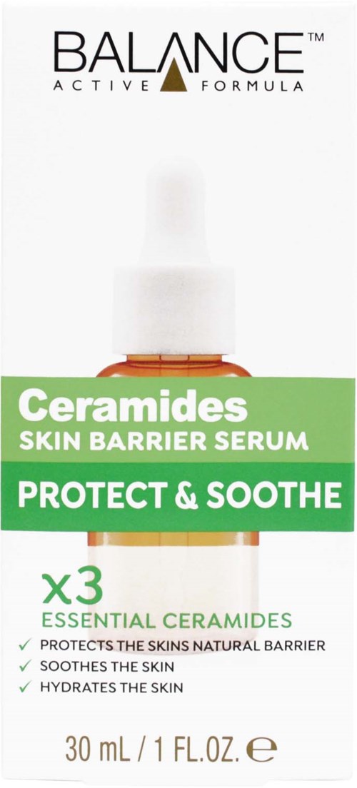 Verpackung mit Hautserum mit Sprayflasche und grünem Etikett, der Ceramide erwähnt, schützt und beruhigt die Haut.