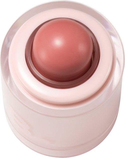 Een ronde, roze make-up blush of oogschaduw met een glanzend oppervlak in een witte container.