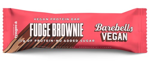 A pink vegan protein bar with chocolate and caramel flavor, named Fudge Brownie by Barebells, showing protein content and no sugar.