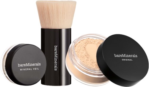 BareMinerals Make-up-Produkte, darunter Puder, Pinsel und Gläser, werden auf weißem Hintergrund gezeigt.