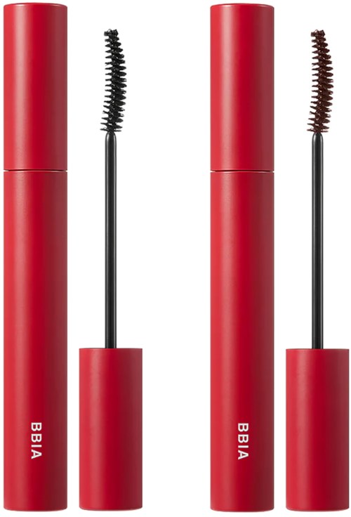 Twee rode mascara-flessen met open borstels, één zwart en één bruin, gemerkt 'Bbia'.