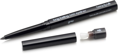 Ein schwarzer Twist-Eyeliner mit Deckel, austeckbarer Mascara-Bürste, mit weißem Text.
