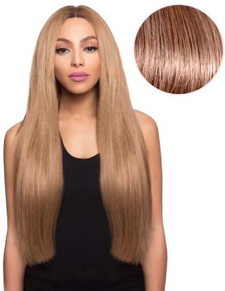 Eine Frau mit langen, glatten, blonden Haaren und lilafarbener Lippe, trägt ein schwarzes Top, schaut geradeaus. Ein Ausschnitt zeigt eine Nahaufnahme ihrer Haarfarbe.