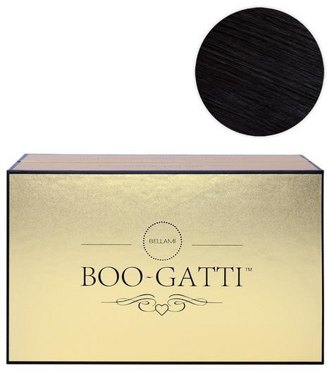 Eine Box mit der Aufschrift 'Boo-Gatti' mit einem schwarzen Kreis darüber, und die Box ist hellgold.