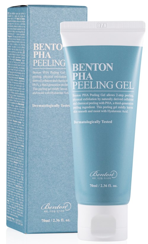 Een blauwe doos en een tube genaamd Benton PHA Peeling Gel, gebruikt voor huidverzorging, met productdetails.