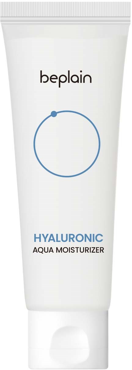 Witte tube met 'beplain' en 'HYALURONIC AQUA MOISTURIZER' in blauw, met een kleine blauwe cirkel en eenvoudig ontwerp.