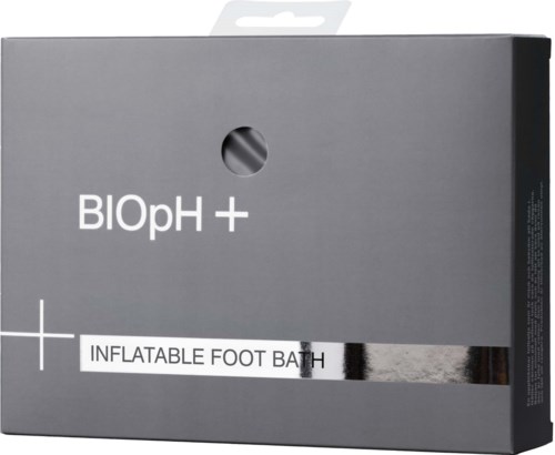 En grå låda märkt 'BIOpH+' och 'Inflatable Foot Bath' för fotbad.