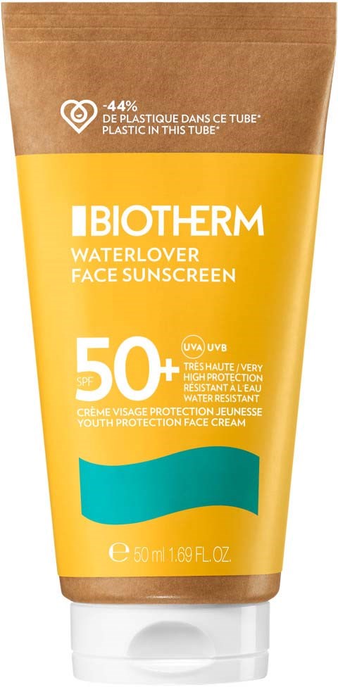 Gele tube van Biotherm Waterlover gezichtssmeer met SPF 50, bevat informatie in het Frans en Engels.