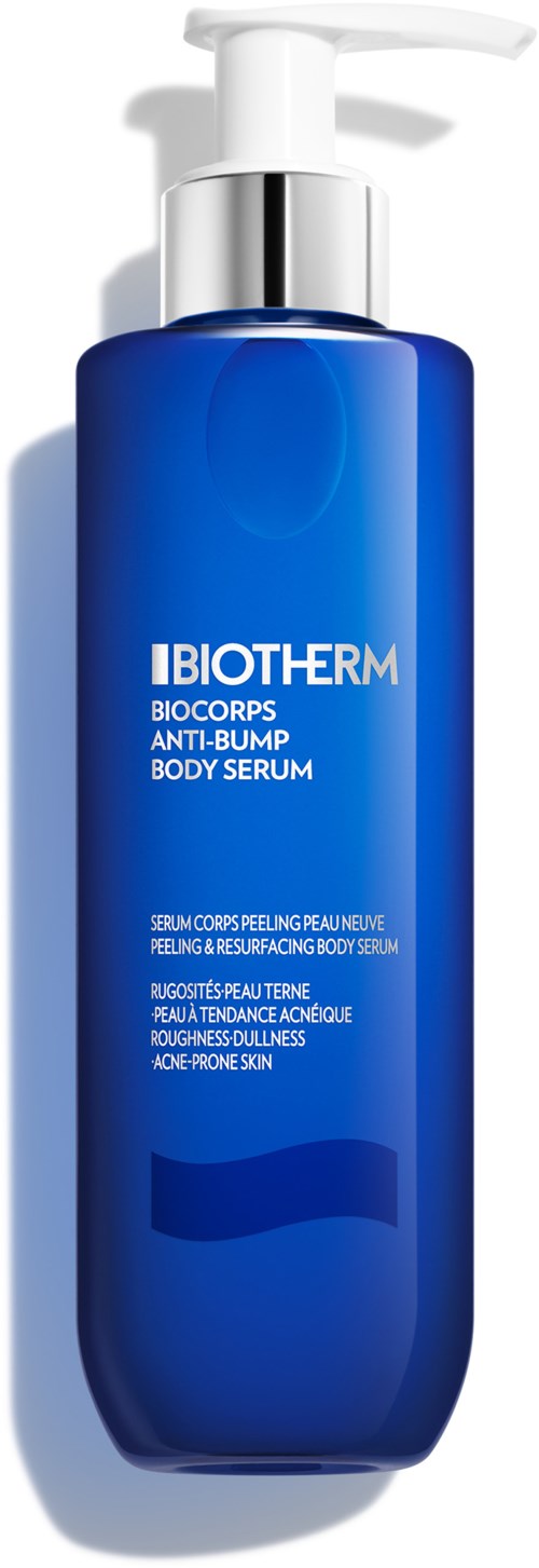 Eine blaue Flasche mit Biotherm Biocorrect Anti-Bump Body Serum und Pumpenspender.