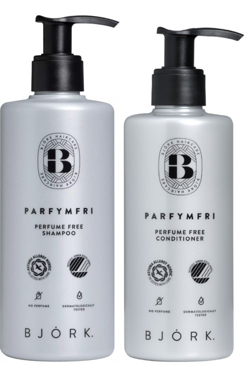 To hvite flasker med svarte pumpeSprayer, merket som parfymefri sjampo og balsam, fra Björk-merket.
