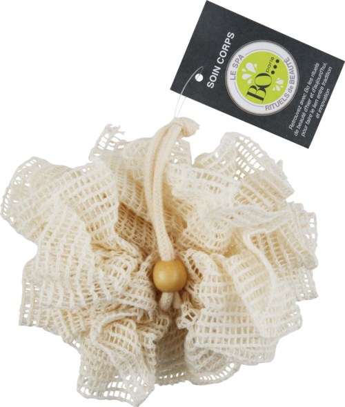 A white, fluffy soap pouch with a string and wooden bead, labeled 'SOIN CORPS' from Le Spa.