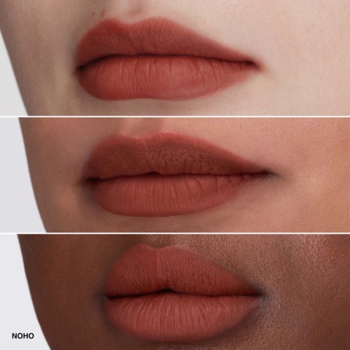 Drei verschiedene Lippenstile: glatt, natürlich und dunkler Lippenstift auf unterschiedlichen Hauttönen.