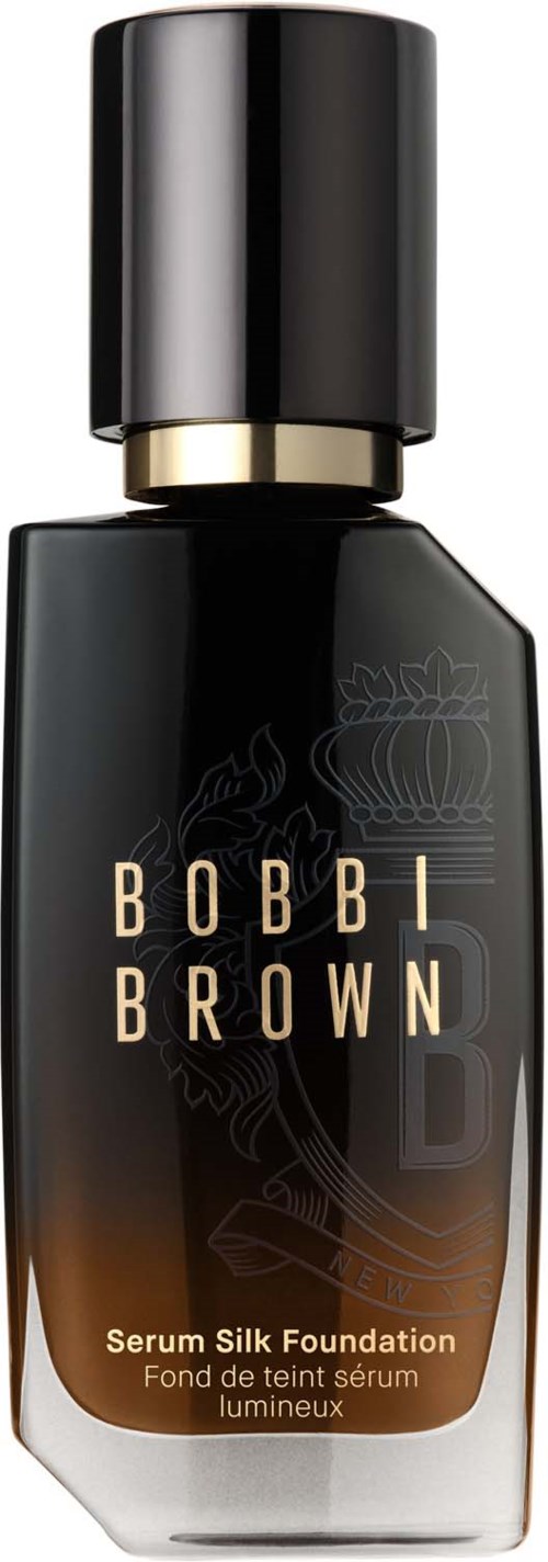 Svart flaska med guldband och logo, innehållande Bobbi Brown Serum Silk Foundation.