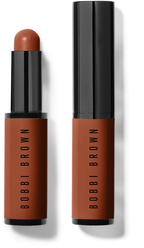 To Bobbi Brown leppestifter, en med hette på og en uten, viser farge og merket navn.