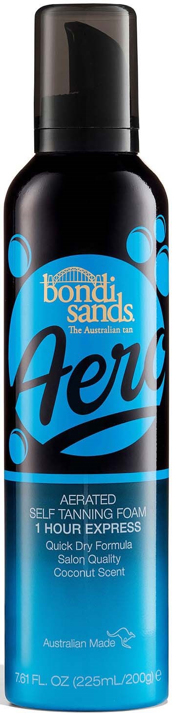 En svart och blå flaska Bondi Sands Aero självsundeskum med pump, märkt som snabbtorkande och kokosscent.