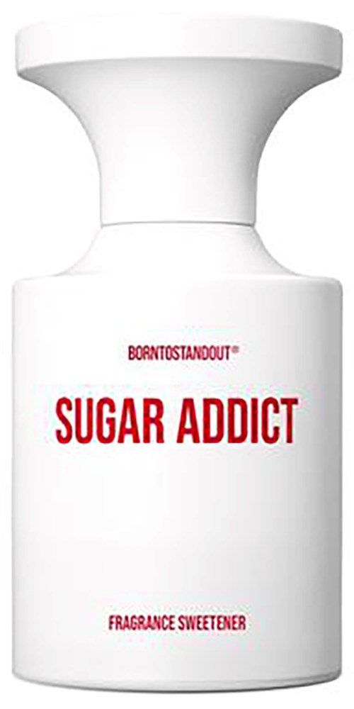 Een witte parfumfles met de tekst "SUGAR ADDICT" en "FRAGRANCE SWEETENER".