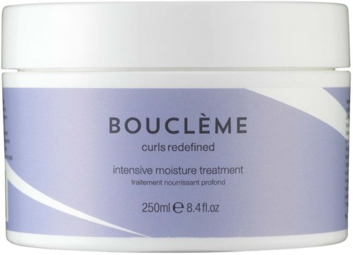 Een witte potje van Bouclème curls redefined intensieve vochtbehandeling, 250 ml capaciteit, voor haarverzorging.