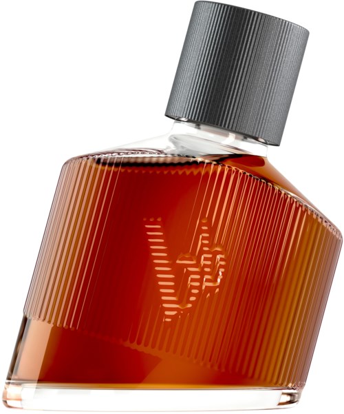 Een parfumfles met grijze dop en amberkleurige vloeistof, met een subtiel logo op de voorkant.