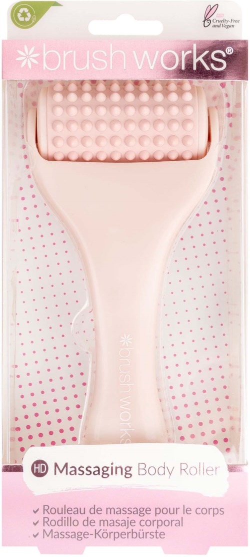 Ein pinkfarbener Massage-Körperroller mit einer strukturierten Rolle und Griff in Verpackung.